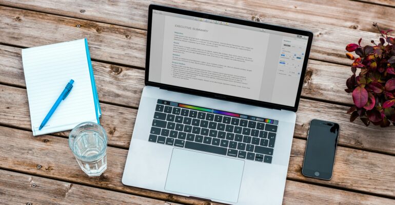 SAT Başarını LinkedIn ve CV’de Nasıl Değerlendirmelisin?