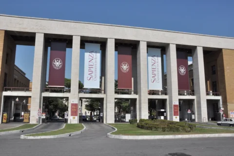 Sapienza Università Di Roma Ana Girişi — Cent-S Sınavıyla Ekonomi Ve Işletme Bölümlerine Kabul Yapan Üniversitelerden Biri